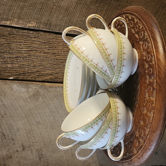 Beautiful Vintage Limoges France tea set highly collectable - Picture 1 of 10